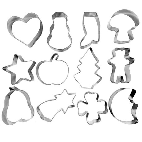 Découpoir et emporte-pièce assortis x12 Patisse